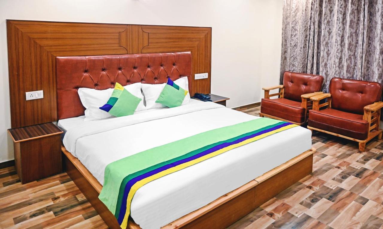 Treebo Dev With Valley View, Mall Road Manali  Bagian luar foto