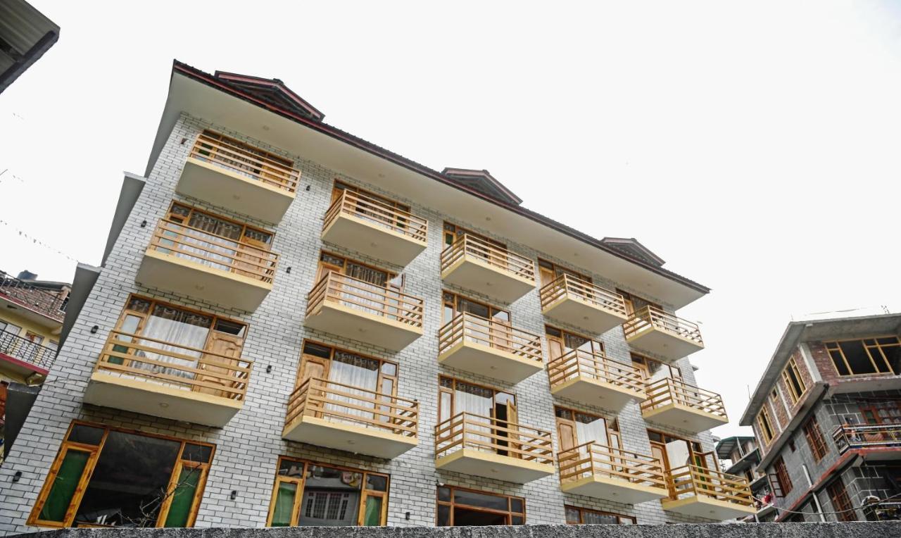 Treebo Dev With Valley View, Mall Road Manali  Bagian luar foto