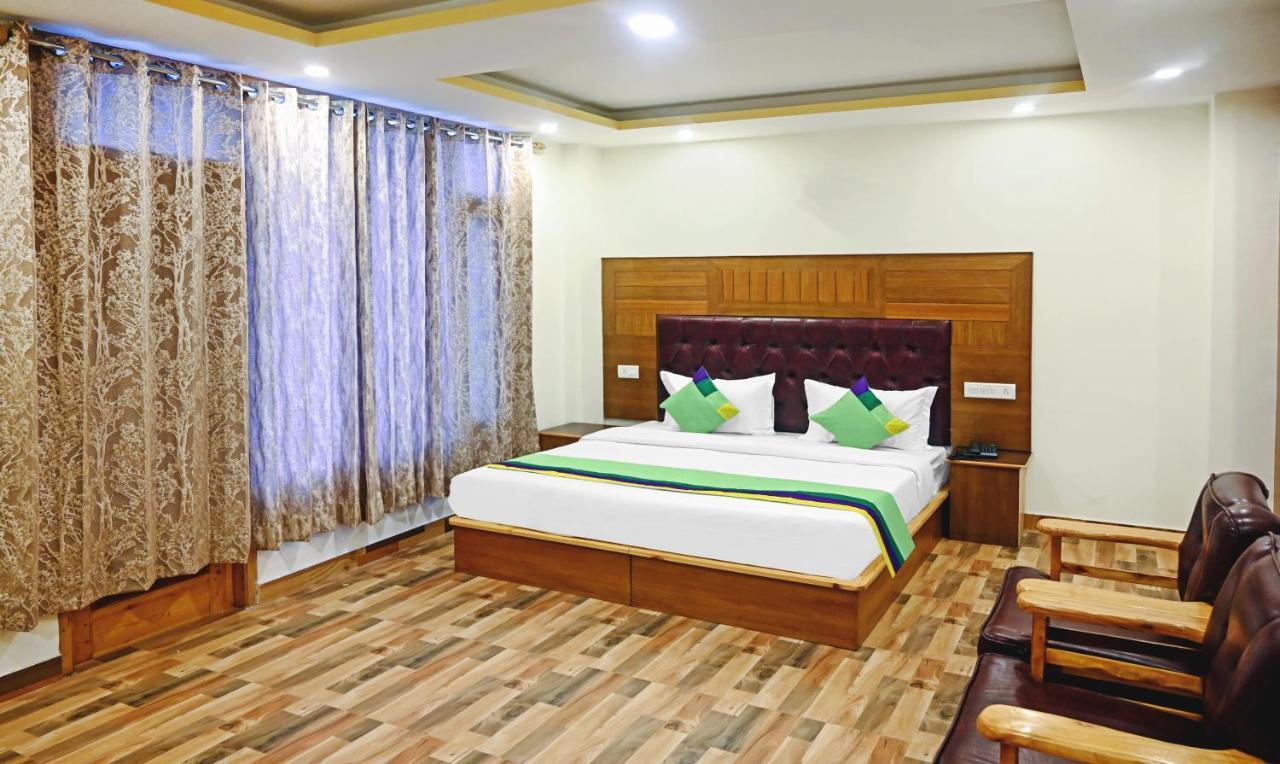 Treebo Dev With Valley View, Mall Road Manali  Bagian luar foto