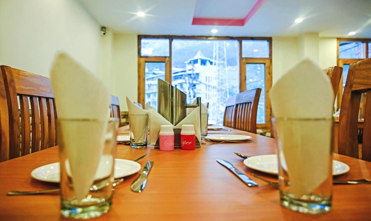 Treebo Dev With Valley View, Mall Road Manali  Bagian luar foto
