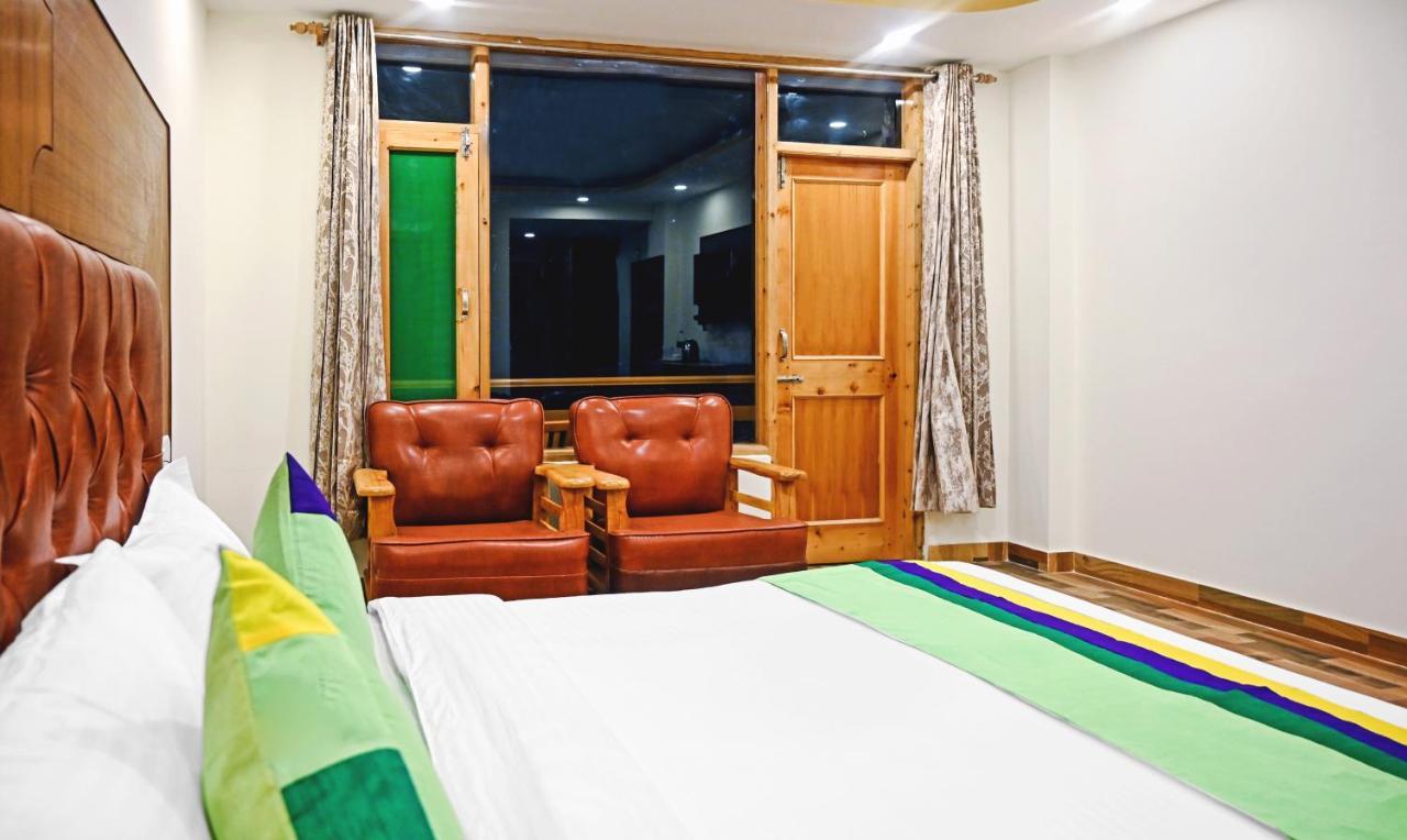 Treebo Dev With Valley View, Mall Road Manali  Bagian luar foto