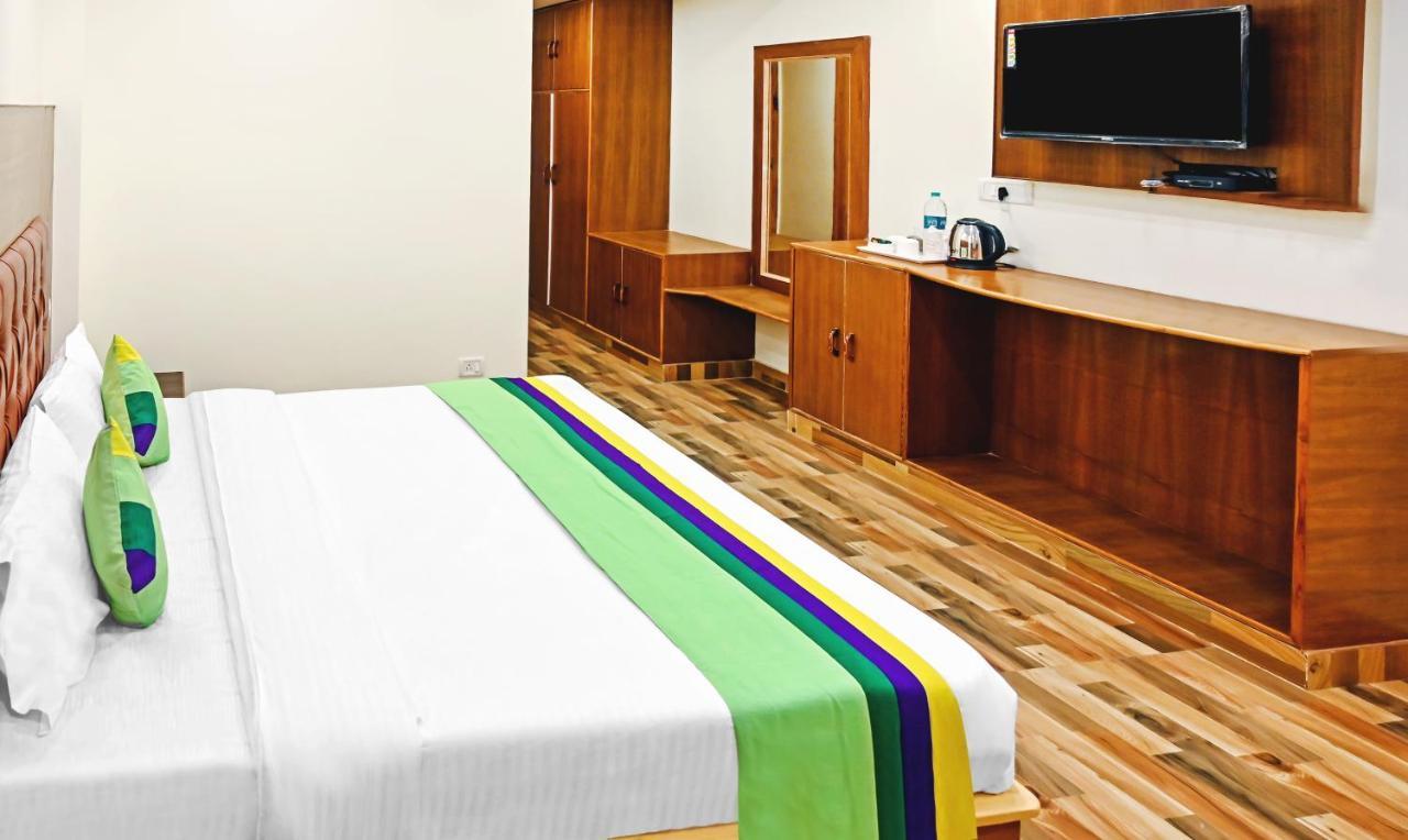 Treebo Dev With Valley View, Mall Road Manali  Bagian luar foto